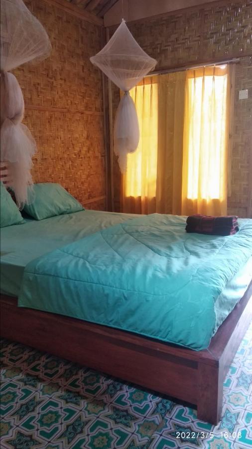 Tereng Wilis Bungalows Tetebatu Oda fotoğraf